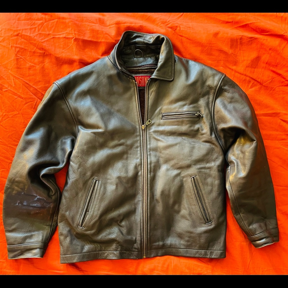 This Hudson Leather (Mens L) jacket is in impeccable condition. Dark brown.